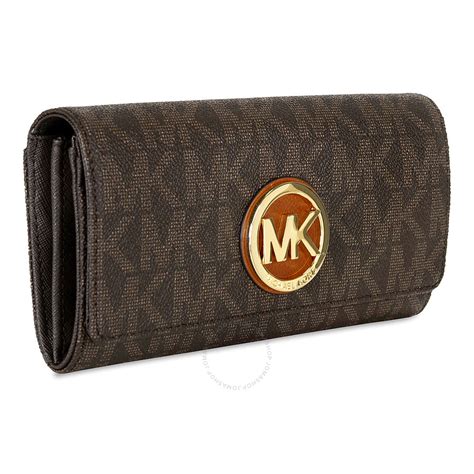 michael kors carryall wallet